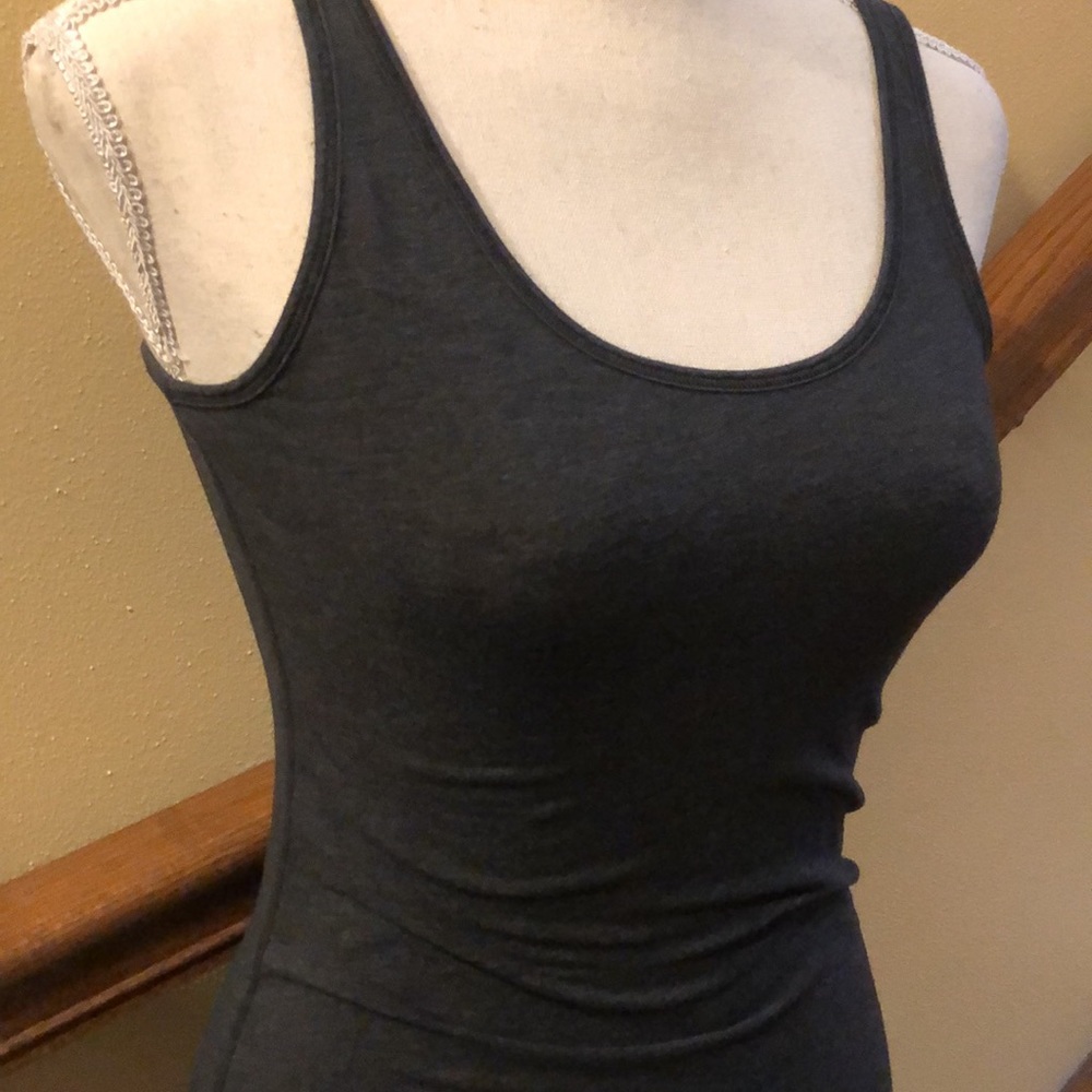 Lululemon Classic Tank - Picture 4 of 9